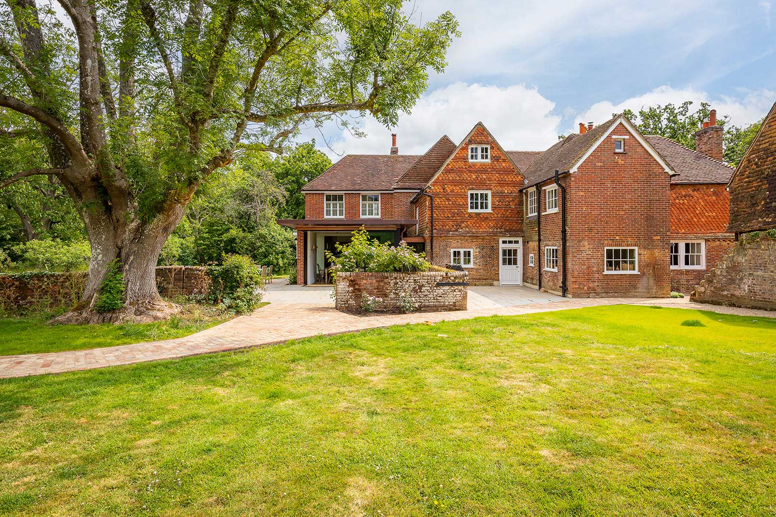 Exterior Grade II Georgian Country House 2025 - KM Grant