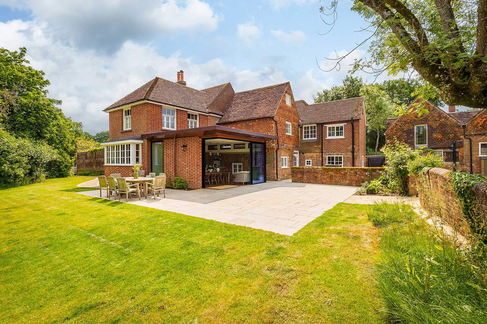 Exterior to Grade II Georgian Country House 2025 - KM Grant