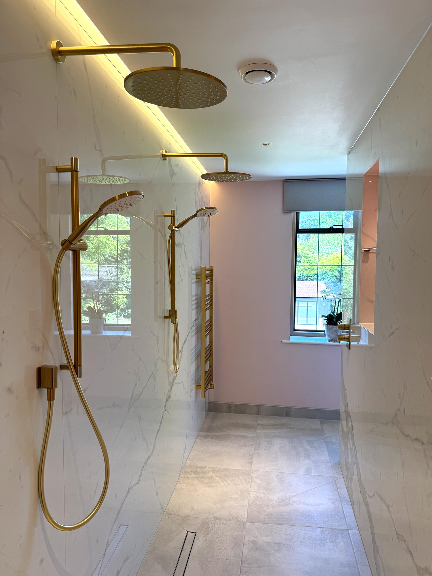 The Corner House bathroom - KM Grant